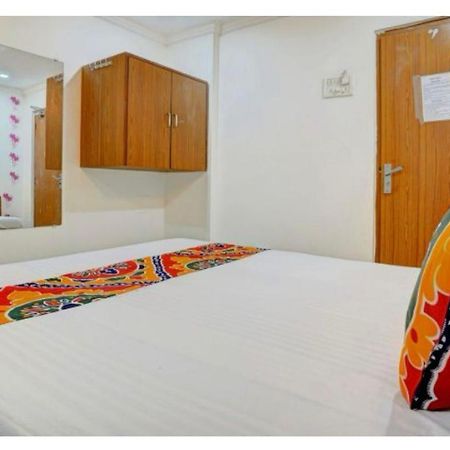 מומביי Hotel Super מראה חיצוני תמונה